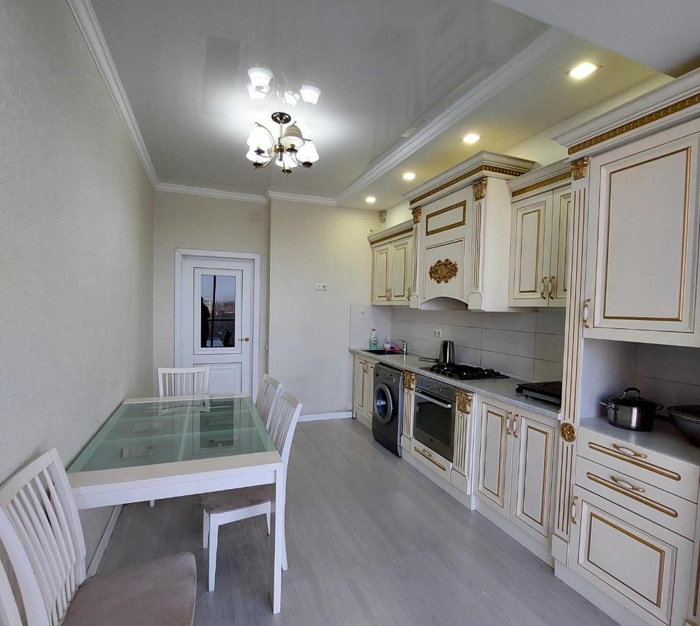 בישקק Elite Apartment In Street Mederova 50 מראה חיצוני תמונה